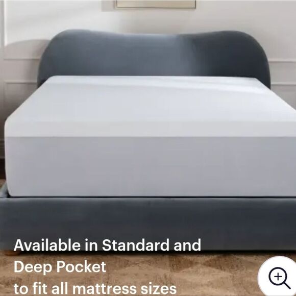 Purple Waterproof Mattress Protector- Queen - Picture 6 of 10